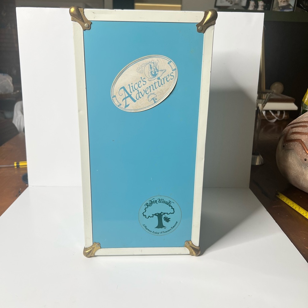 Robin Woods Alice In Wonderland 1989 Doll and Blue Trunk